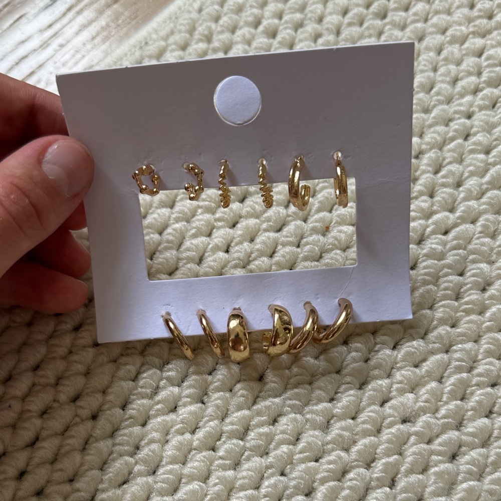 Gold Spiral Hoop Earrings Set